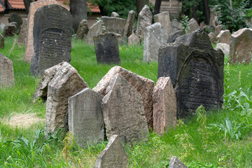 jewish old cemetery in prague