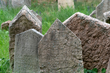 jewish old cemetery in prague