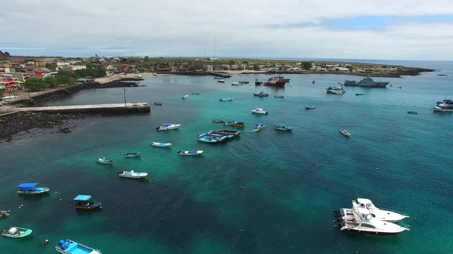Galapagos San cristobal pier 2