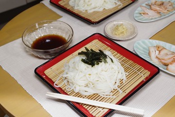 ザルうどん