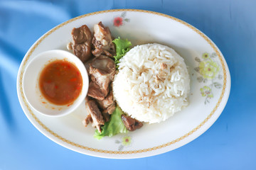 steamed pork rib with rice and spicy dip