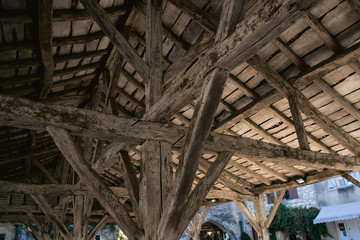 Naklejka premium dordogne charpente bois