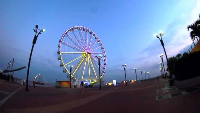 Noria la perla -  Malecon Guayaquil 