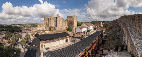 Obidos (Portugal) - Vue panoramique du château