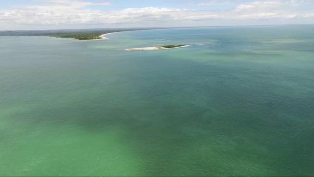 Coroa do Meio in Gamboa, Morro de Sao Paulo, Bahia, Brazil