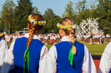 Obraz na płótnie Canvas girls in national costumes at a concert