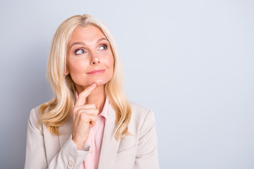 Close-up portrait of her she nice attractive charming stylish focused wavy-haired lady executive...