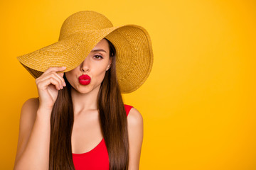 Close-up portrait of her she nice attractive glamorous lovely posh calm peaceful straight-haired...