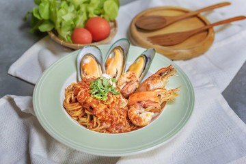 Spaghetti with seafood