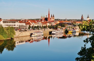 Fototapeta premium Würzburg, Unterfranken, Stadtpanorama am Main