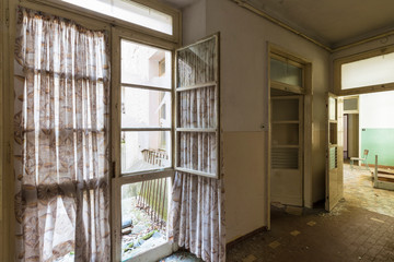 Urban exploration / Abandoned pediatric institute