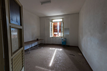 Urban exploration / Abandoned pediatric institute