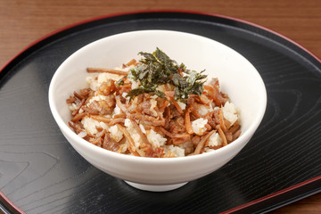 牛肉と牛蒡の混ぜご飯
