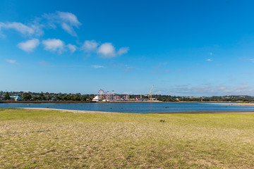 Fototapeta na wymiar view of beach with blue sky and clouds