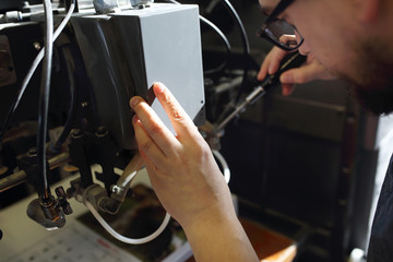 Machine service, maintenance of the printing machine