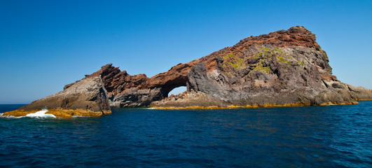Islote La Foradada, Reserva Natural Islas Columbretes, Mar Mediterráneo, Castellón, Comunidad...