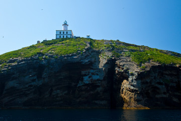 Fototapeta na wymiar Faro de L'Illa Grossa, Reserva Natural Islas Columbretes, Mar Mediterráneo, Castellón, Comunidad Valenciana, España