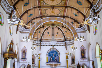Fototapeta na wymiar Inside Holy Rosary Church in Bangkok Thailand 