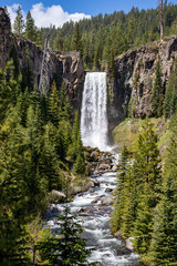 Fototapeta na wymiar Waterfalls in Tumalo Falls