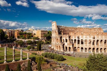 Colosseum with clear blue sky and clouds, Rome - 280266873