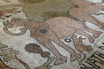 Beasts and monsters on the mosaic floor