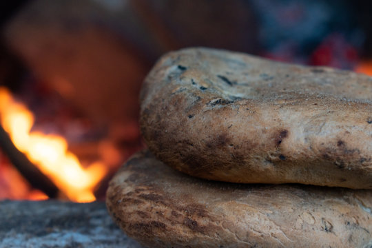 Tortillas de rescoldo en Calbuco. Chile