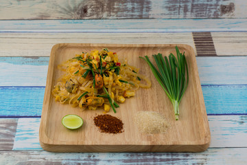 Pad Thai Mussel