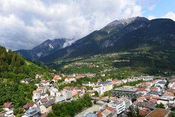Fototapeta na wymiar Landeck (Tirol) Luftansicht