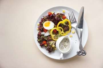 Salad with sesame sauce