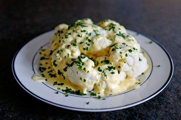 fresh cooked cauliflower is ready to eat