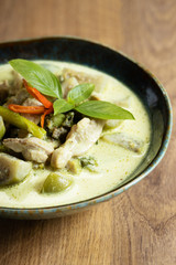 Thai chicken green curry with eggplant