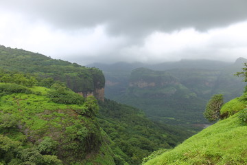 Obraz premium Lush green mountains of maharashtra India
