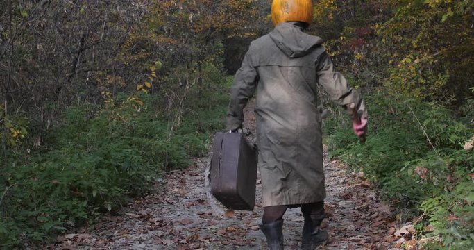 Halloween . Jack-o-lantern the legend of the cunning drunkard wanders between hell and heaven