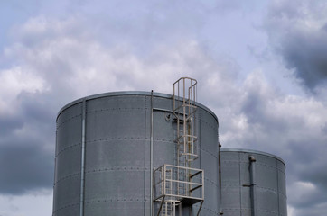 Oil Storage Tanks