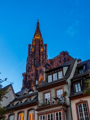 Fototapeta na wymiar Cathedral Notre dame de Strasbourg