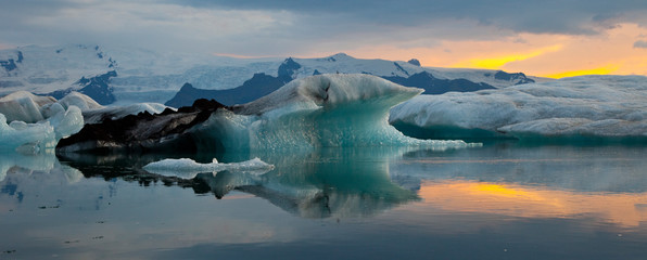 Laguna Jókulsárlón, Glaciar Vatnajökull, Islandia