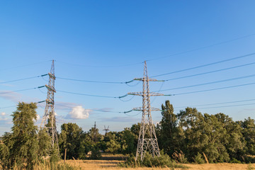 Obraz premium High-voltage power line, steel engineering structure