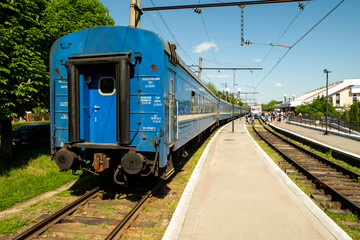 Obraz premium blue train wagon of the southwestern railway