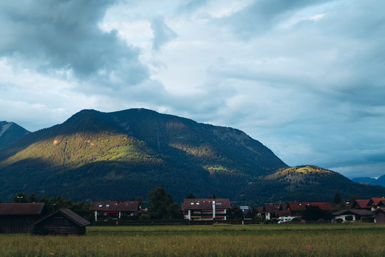 Sunset by the mountains