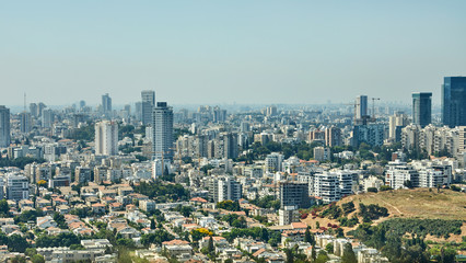 Fototapeta na wymiar Panorama Tel Aviv overlooking the District of Tel Aviv business center and the highway