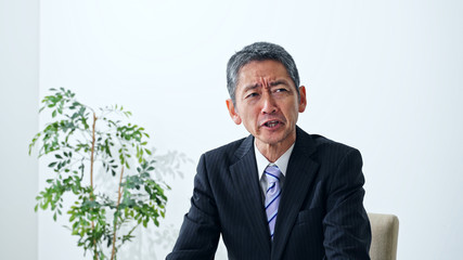 インタビュー