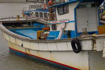 Fototapeta na wymiar fishing boat on the sea