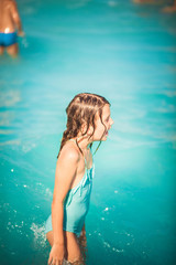 Obraz premium She love summer and water.