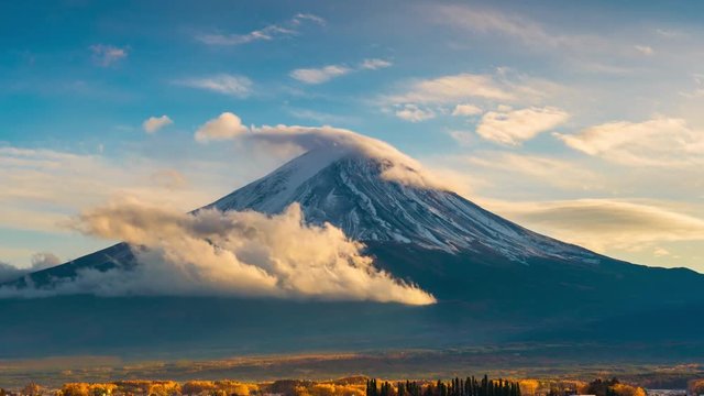 Time lapse of Fuji mountain in autumn season, Japan.