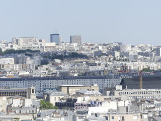Obraz premium Aerial view of the city from a viewing platform near the Sacré Coeur Basilica