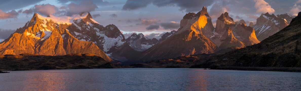 Sunrise over Cuernos del Paine, Lago Pehoe, Torres del Paine National Park, Chilean Patagonia, Chile, South America