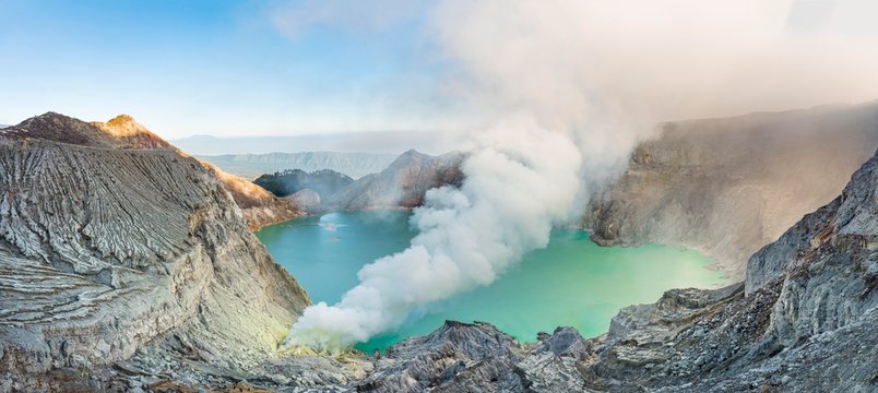 Volcano Kawah Ijen, volcanic craters with crater lake and steaming vents, morning light, Banyuwangi, Sempol, Eastern Java, Indonesia, Asia