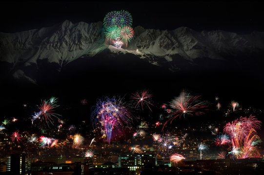 Bergsilvester fireworks display, New Year's Eve fireworks, Seegrube, Nordkette or North Chain, Innsbruck, Tyrol, Austria, Europe