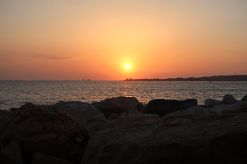 Sonnenuntergang auf griechischer Kykladen Insel