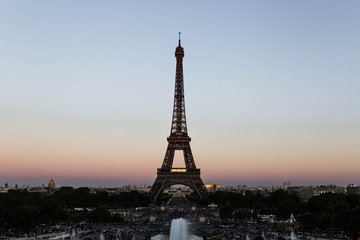 Fototapeta na wymiar Fantastic panoramic view over the Eiffel Tower at sundown. 